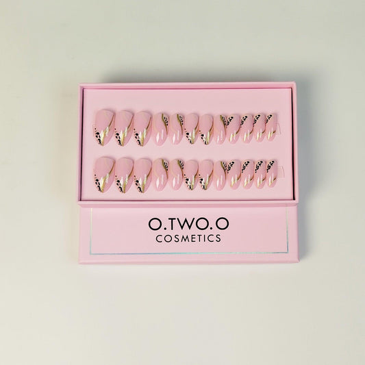 O.TWO.O Nails - Otwoocosmetics