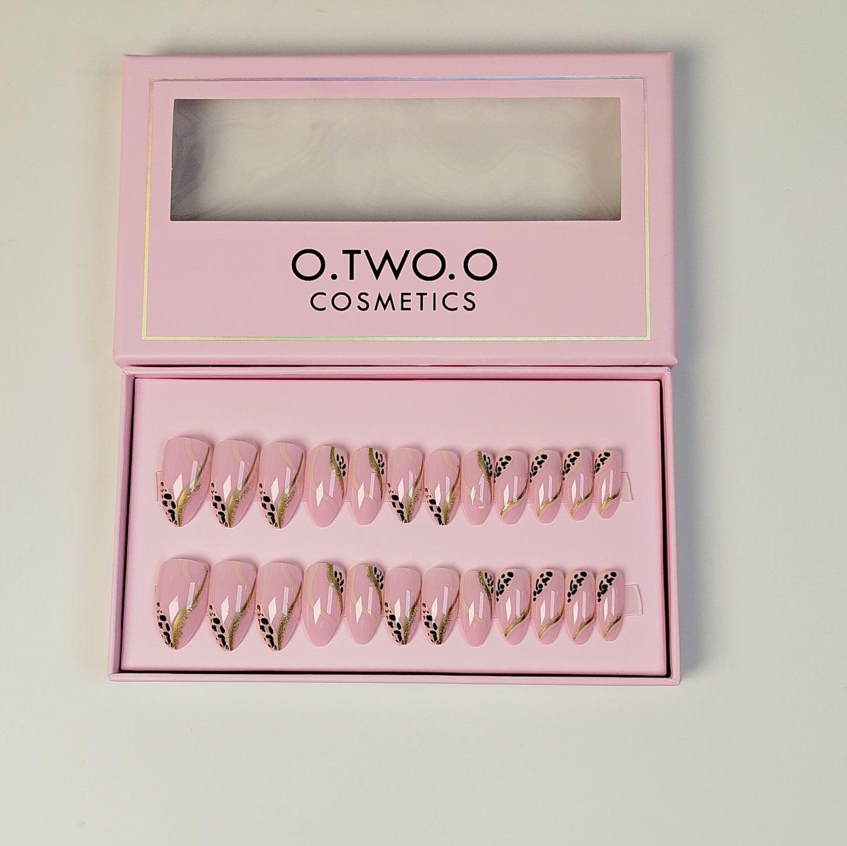 O.TWO.O Nails - Otwoocosmetics