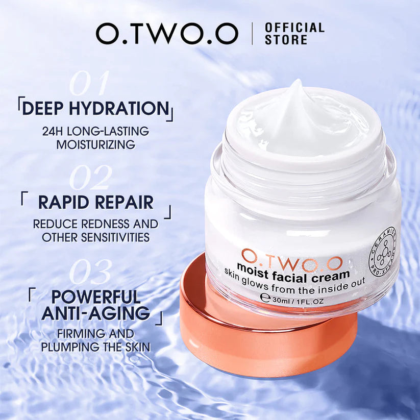 O.Two.O Ultra Moist Glowing & Hydrating Facial Cream